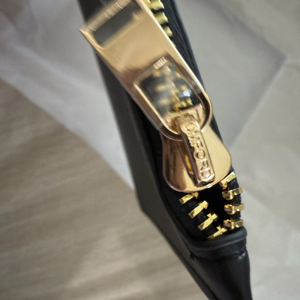 Tom Ford Faux Leather Pouch - Picture 6 of 9